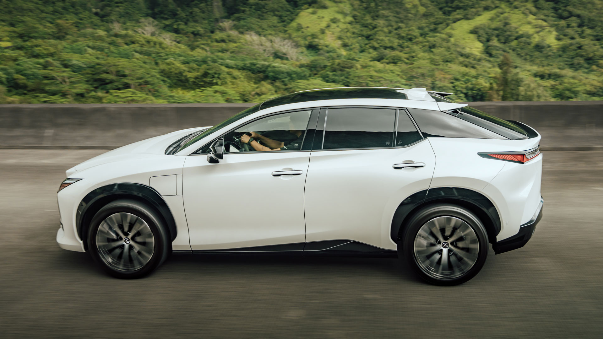 RZ profile showing sleek and modern design