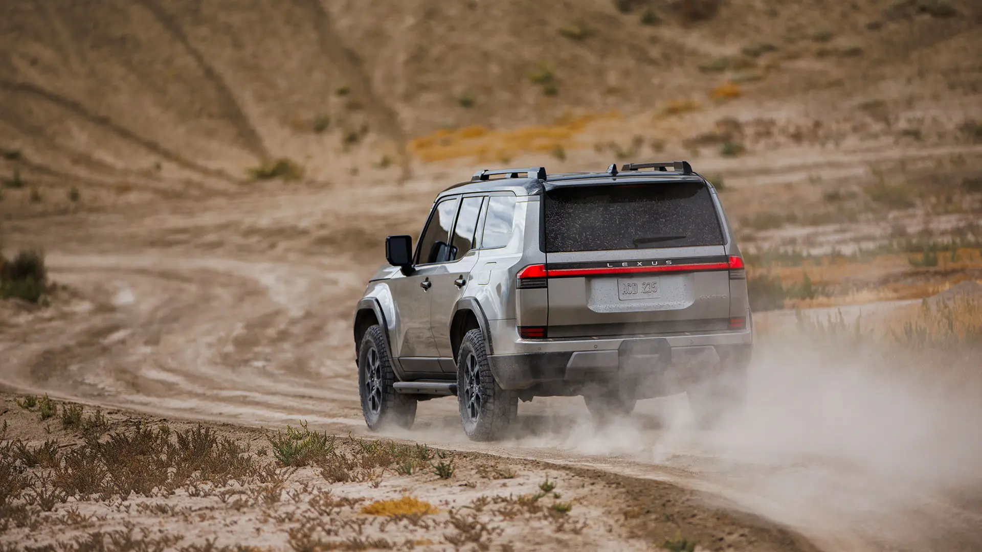 GX 550 Overtrail shown in Earth and Black Onyx