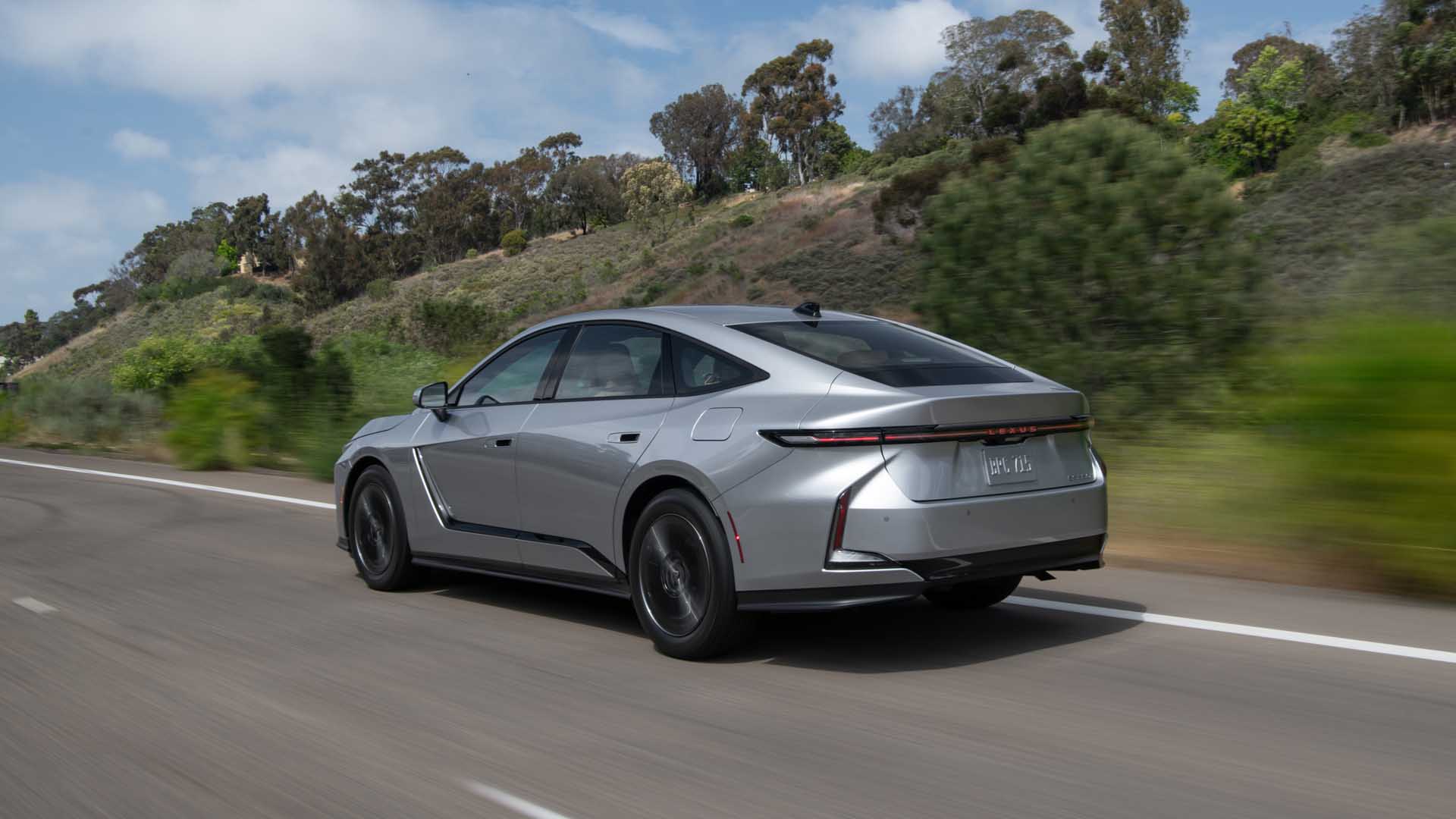 ALL-WHEEL DRIVE AVAILABLE FOR THE FIRST TIME