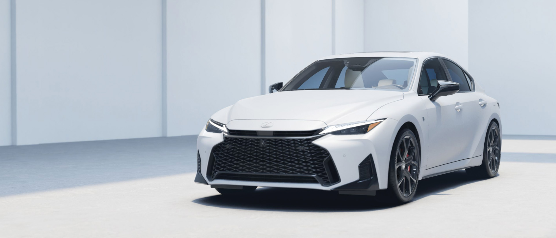 Lexus IS driving on H3