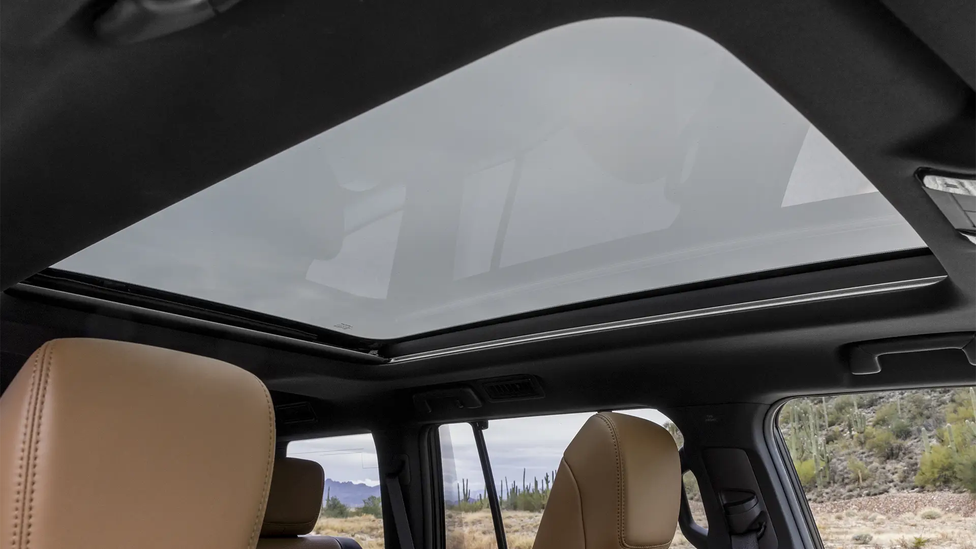 GX 550 Overtrail shown in Earth and Black Onyx