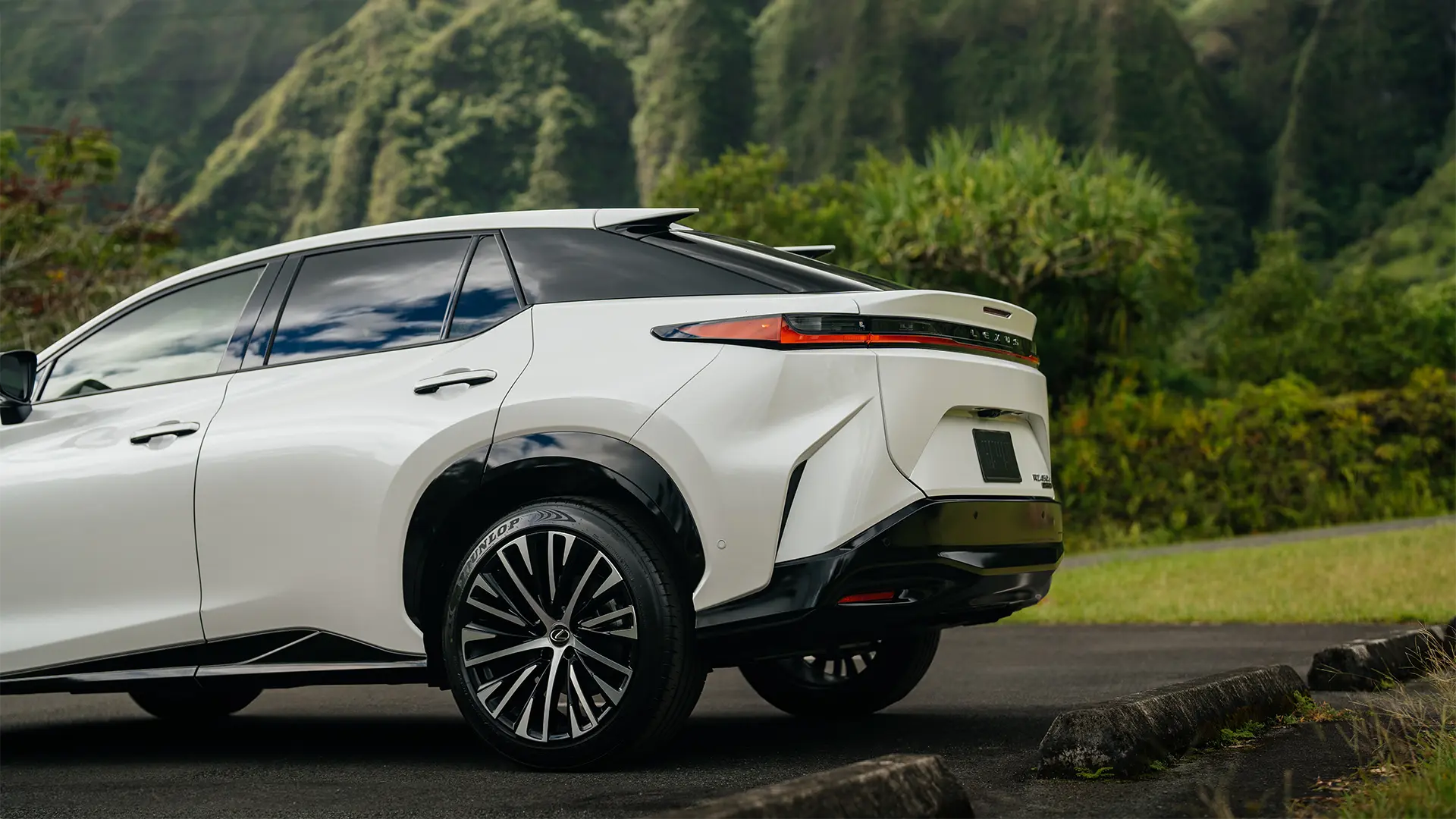 2026 RZ 450e Luxury shown in Oxygen White