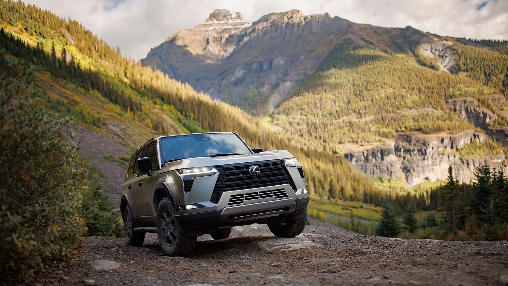 GX 550 Premium shown in Atomic Silver